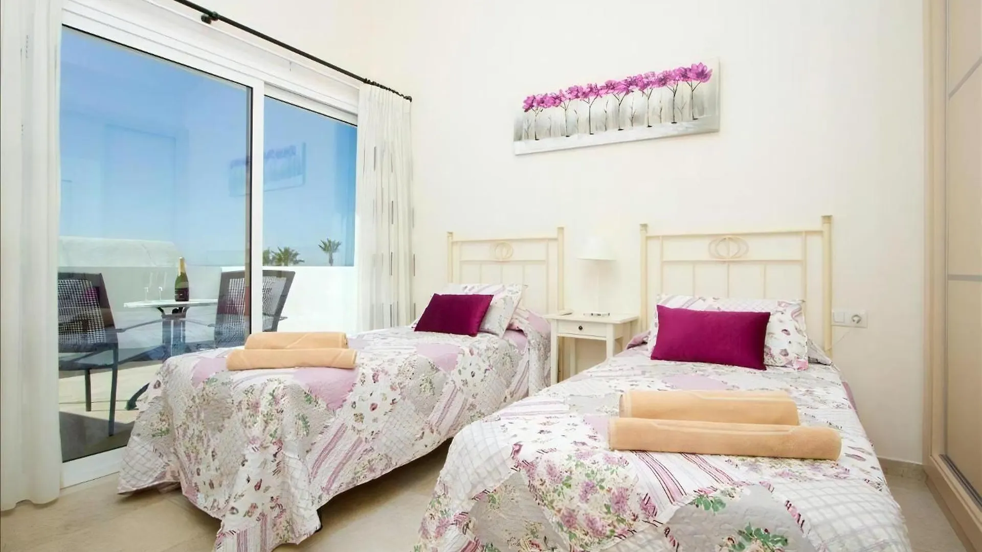 Stunning Seaview Villa Casa Tosco 5 Bedroom Villa Pool Table Overlooking Old Town Puerto Del Carmen Puerto del Carmen  Puerto del Carmen (Lanzarote)