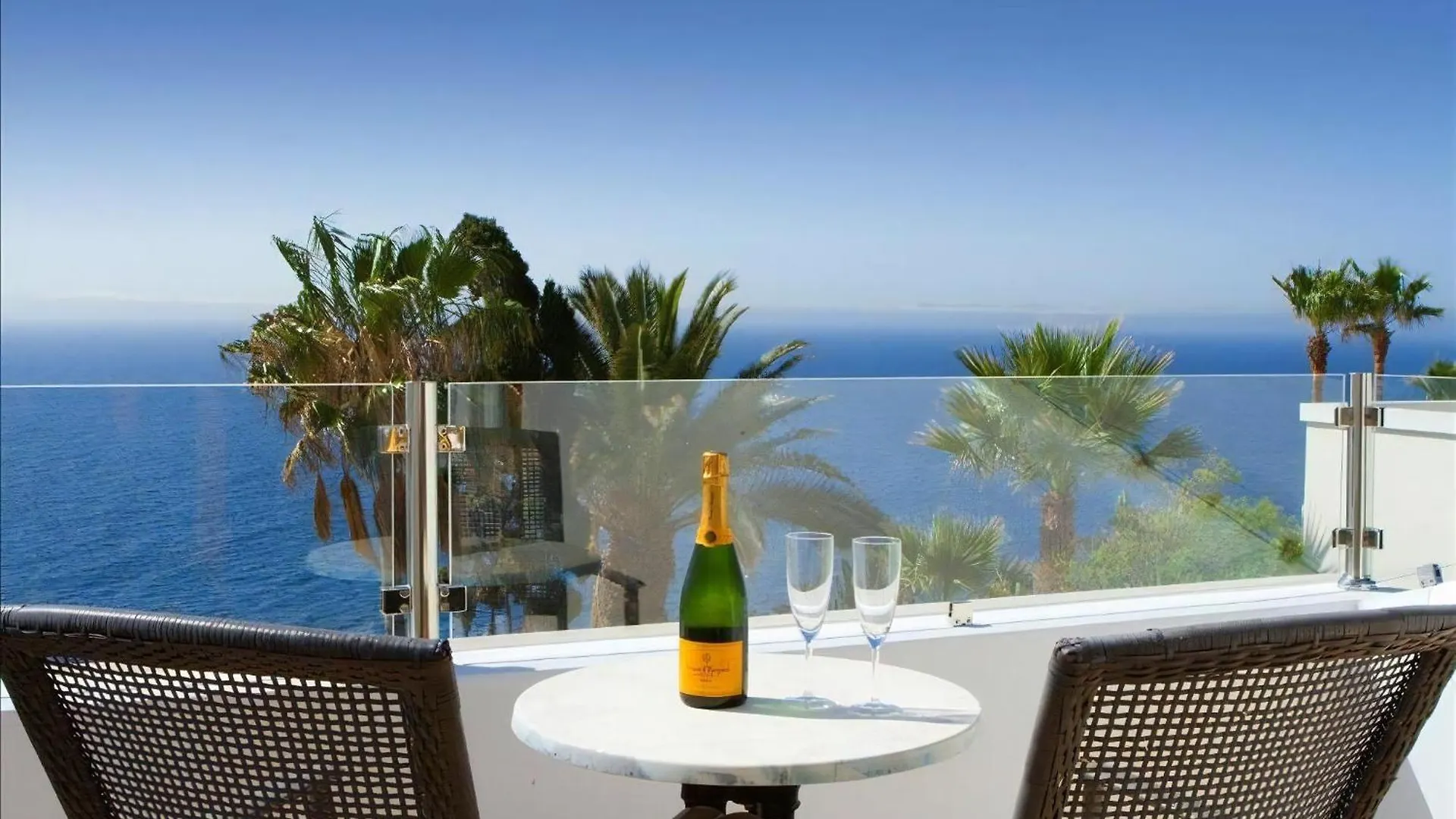 Stunning Seaview Villa Casa Tosco 5 Bedroom Villa Pool Table Overlooking Old Town Puerto Del Carmen Puerto del Carmen