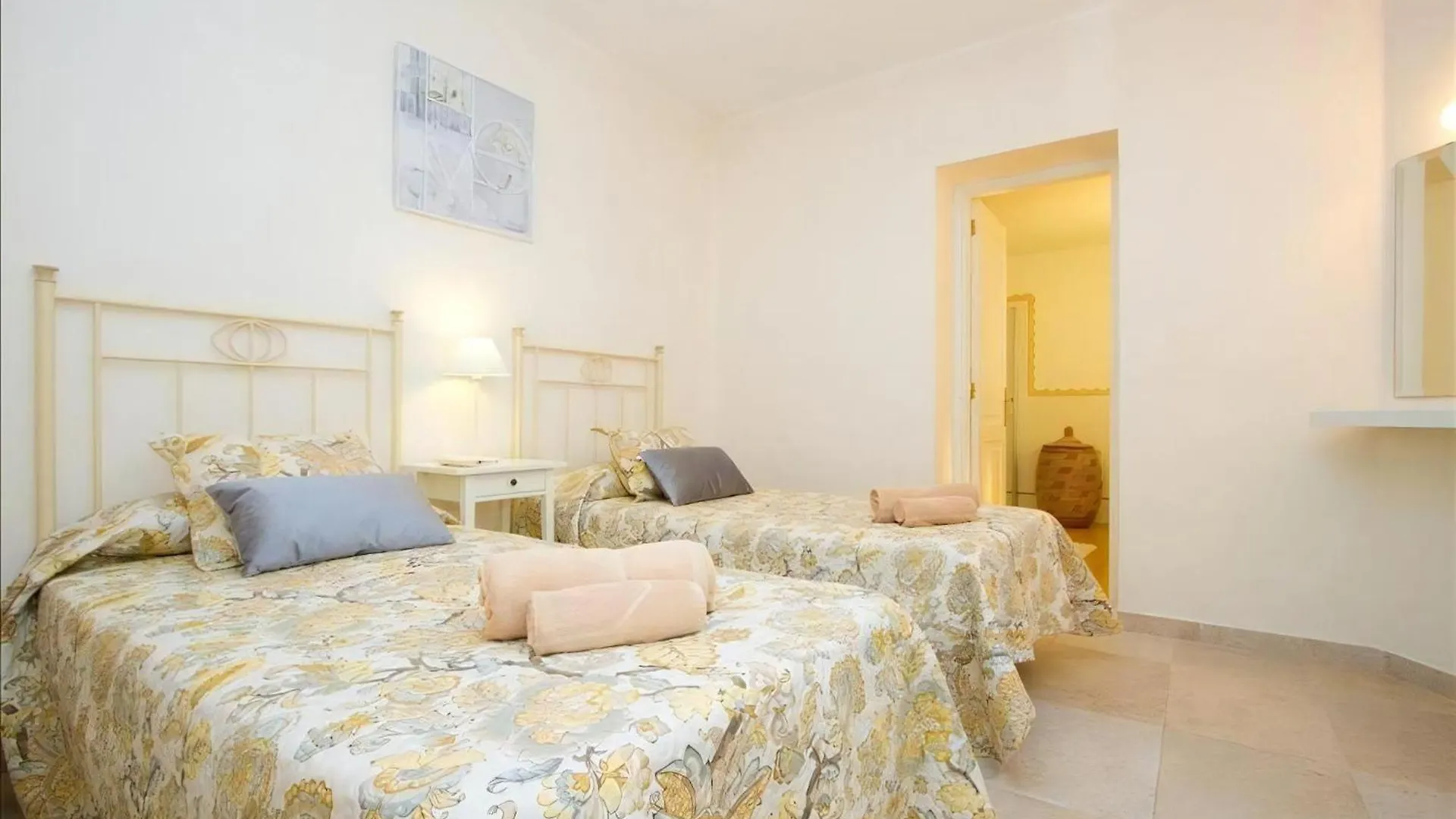 Stunning Seaview Villa Casa Tosco 5 Bedroom Villa Pool Table Overlooking Old Town Puerto Del Carmen Puerto del Carmen  Spain